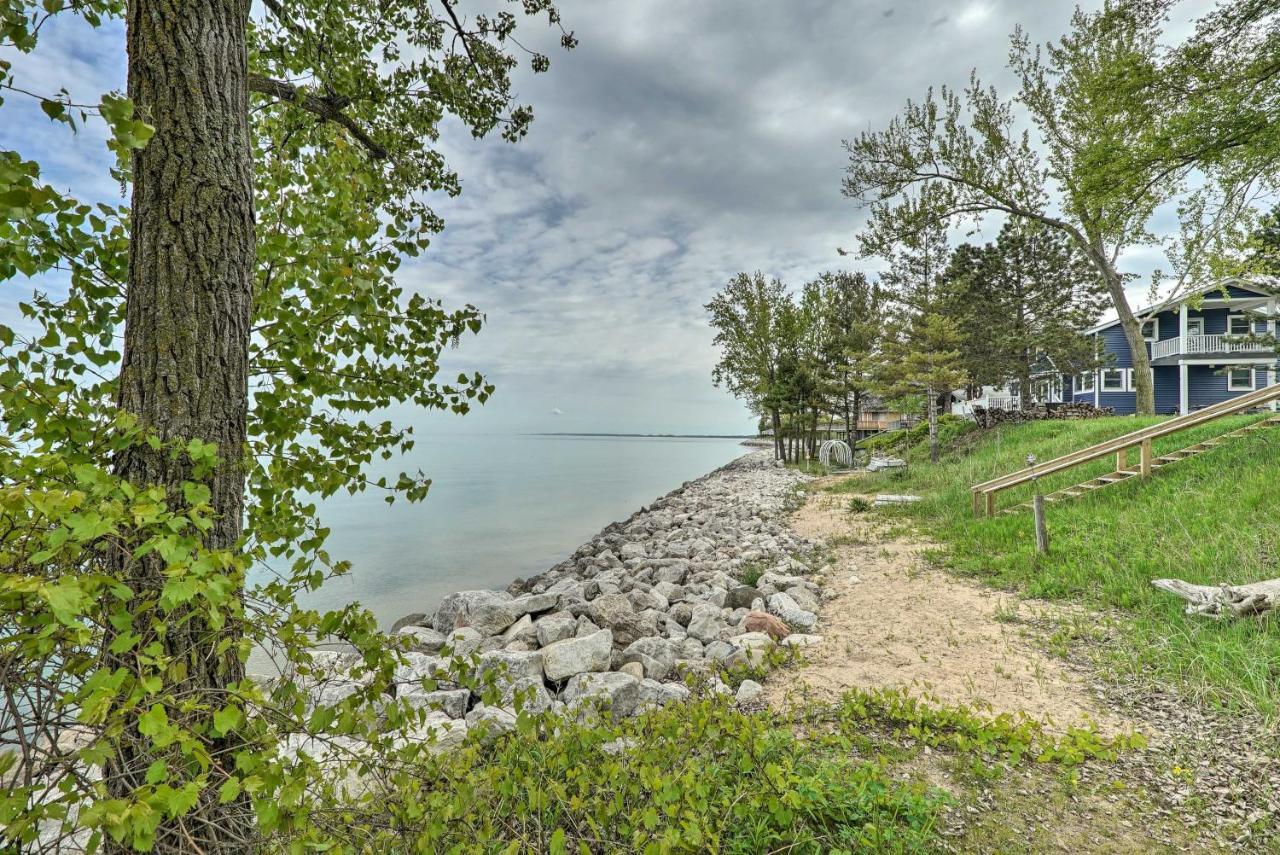 Lakefront Cottage Near Wineries And State Parks! Mears Kültér fotó