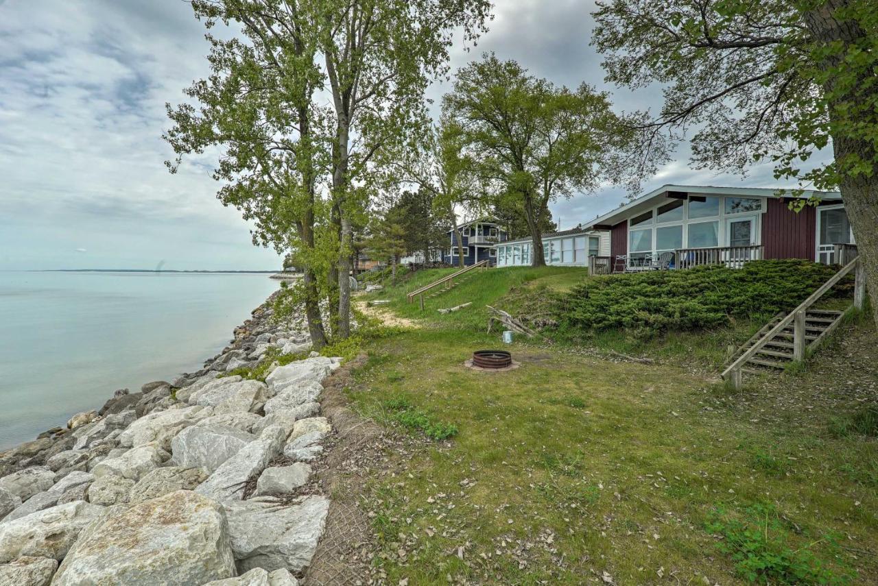Lakefront Cottage Near Wineries And State Parks! Mears Kültér fotó