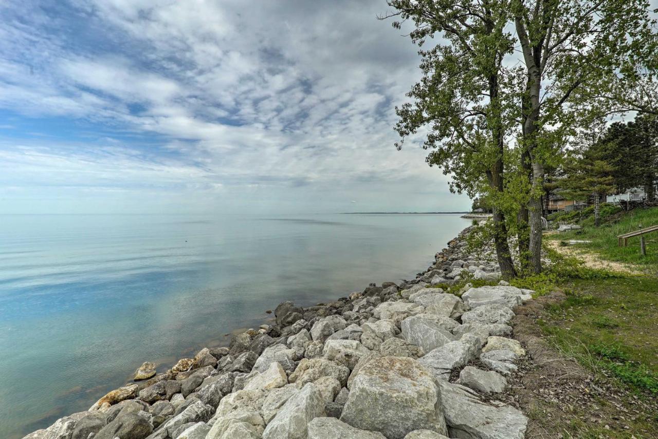 Lakefront Cottage Near Wineries And State Parks! Mears Kültér fotó