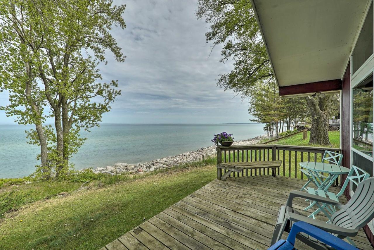 Lakefront Cottage Near Wineries And State Parks! Mears Kültér fotó