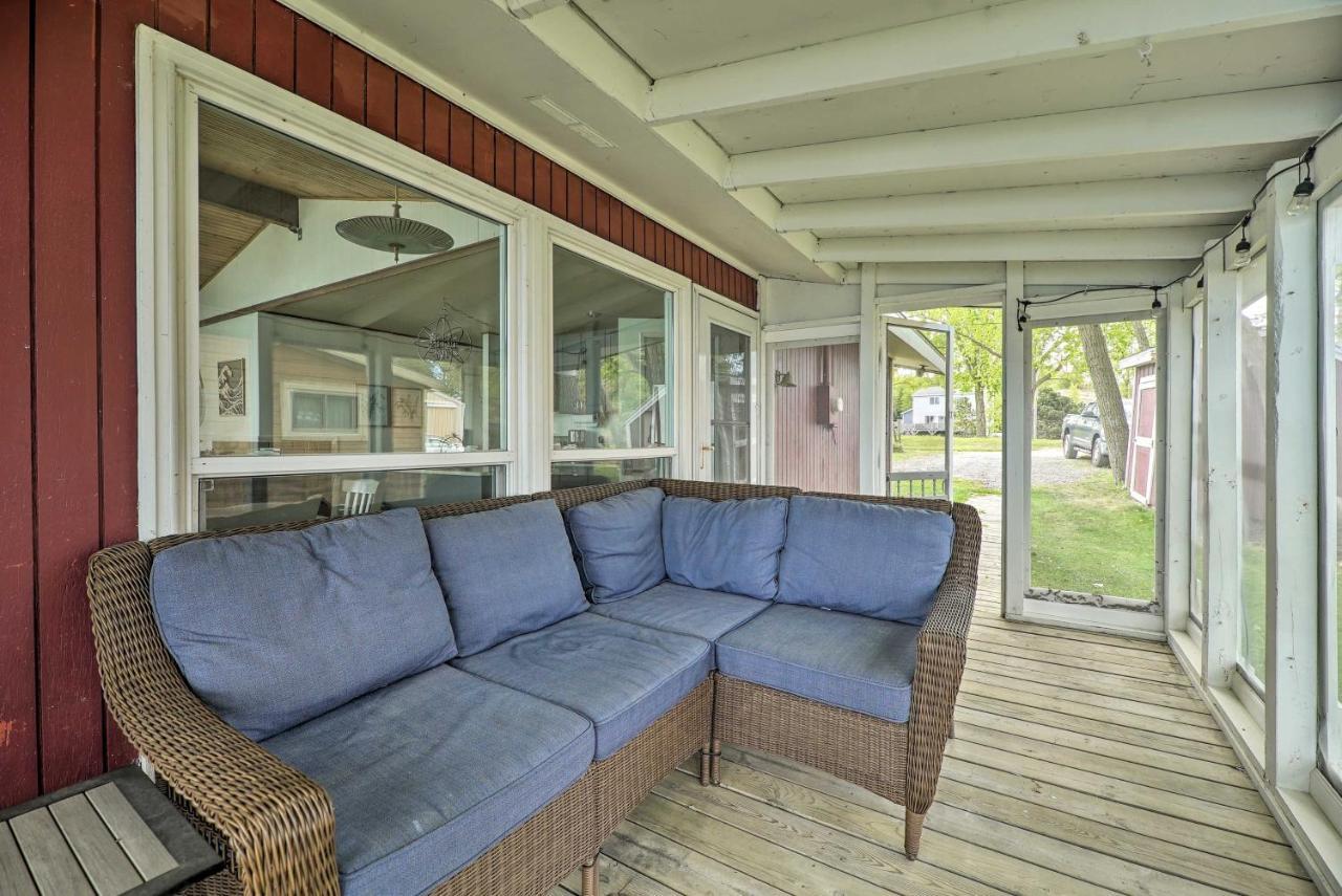 Lakefront Cottage Near Wineries And State Parks! Mears Kültér fotó